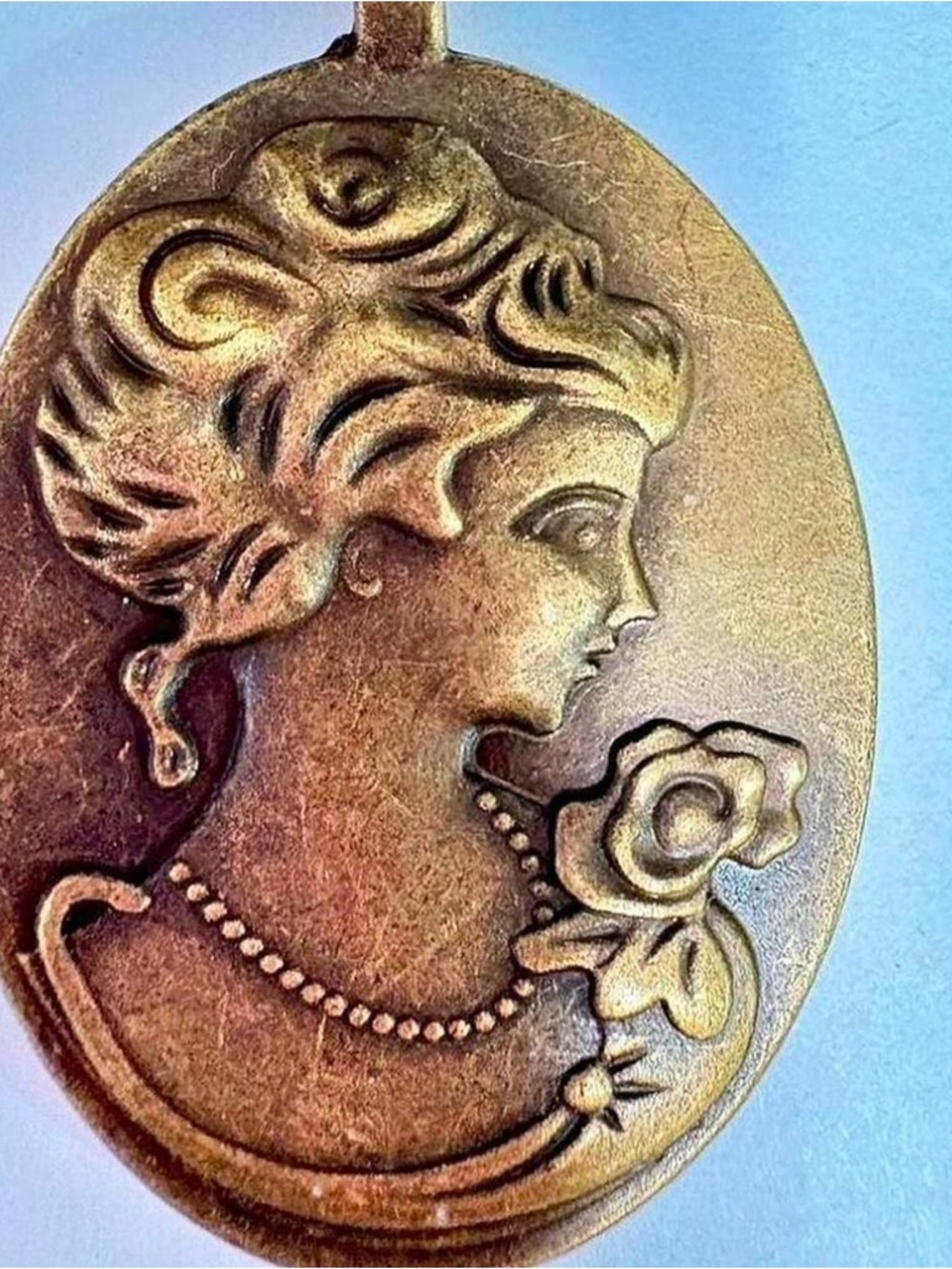 Victorian style Cameo Pendant - Woman Profile in Antique Bronze Tone